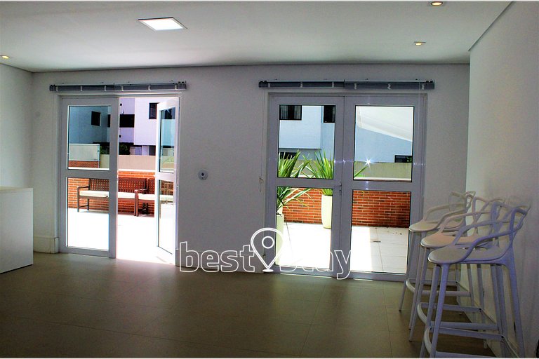 lf1213B - Próximo ao Shopping, e Bairro Batel