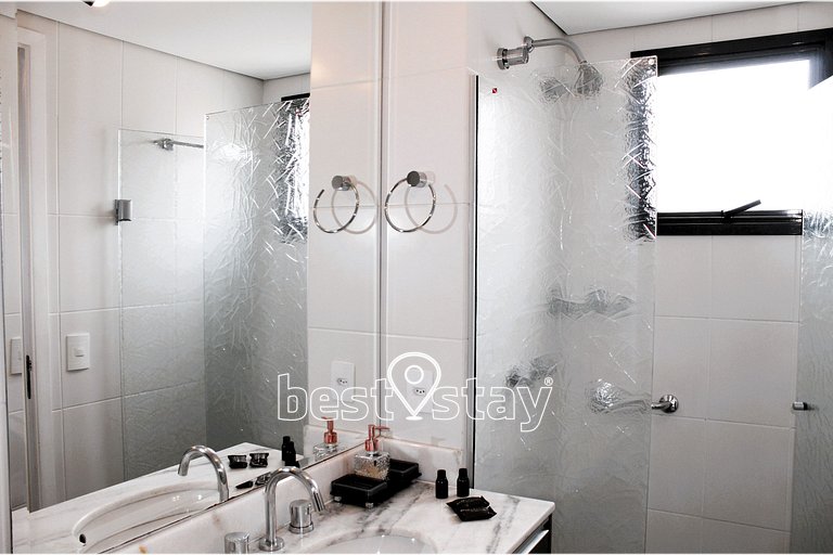 i073A- Charmosinho curitibano, em condomínio Clube