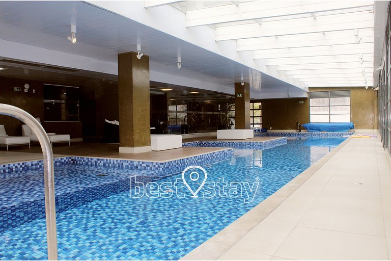 i073A- Charmosinho curitibano, em condomínio Clube