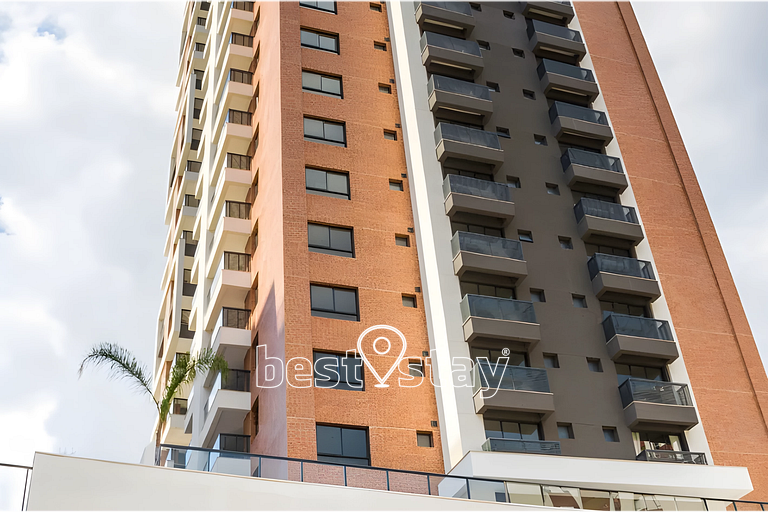 i073A- Charmosinho curitibano, em condomínio Clube