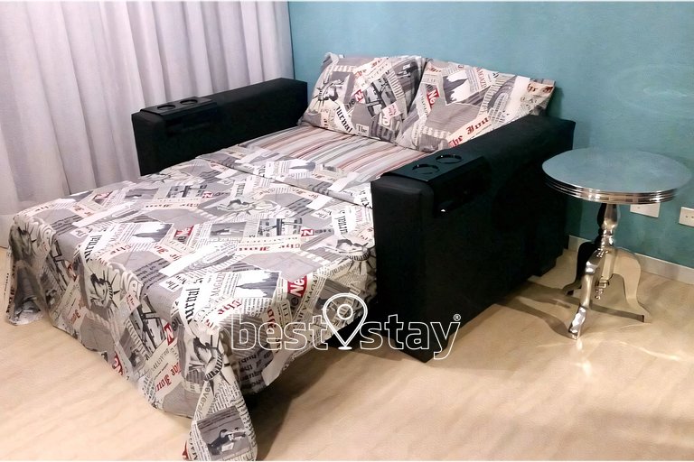v077A- VEJA! Varanda, Ar Condicionado e Garagem