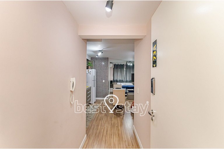 i073A- Charmosinho curitibano, em condomínio Clube