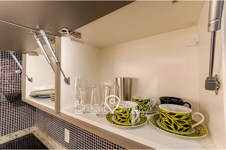 i073A - Charmosinho curitibano, melhor condomínio