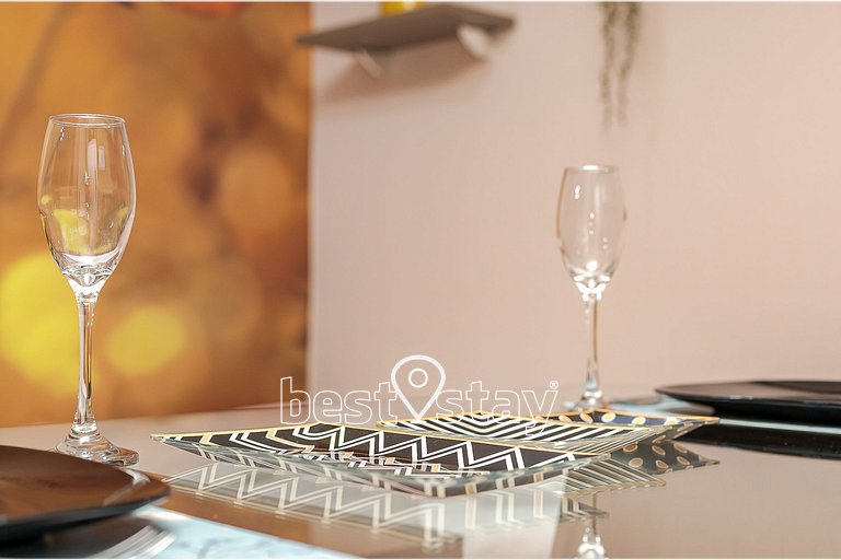 i073A- Charmosinho curitibano, em condomínio Clube