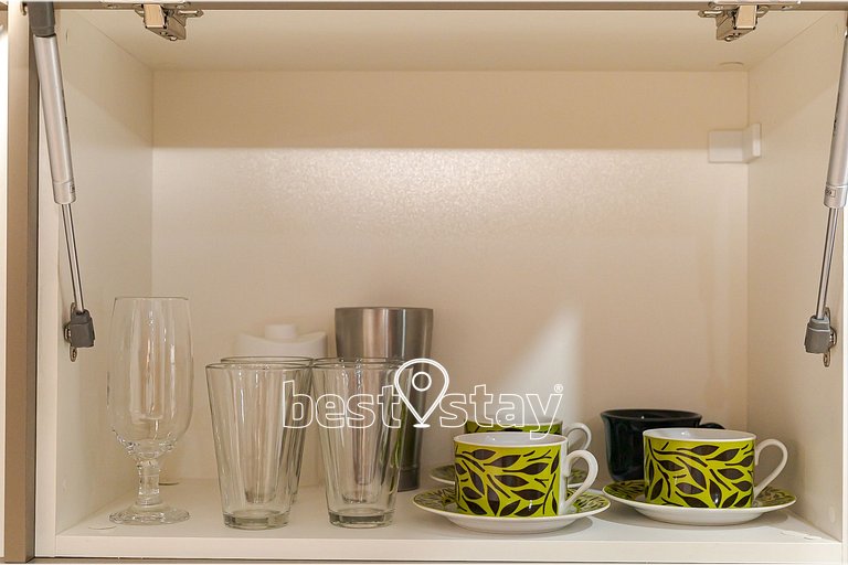 i073A- Charmosinho curitibano, em condomínio Clube