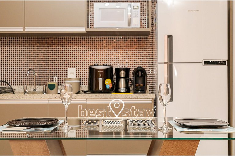 i073A- Charmosinho curitibano, em condomínio Clube