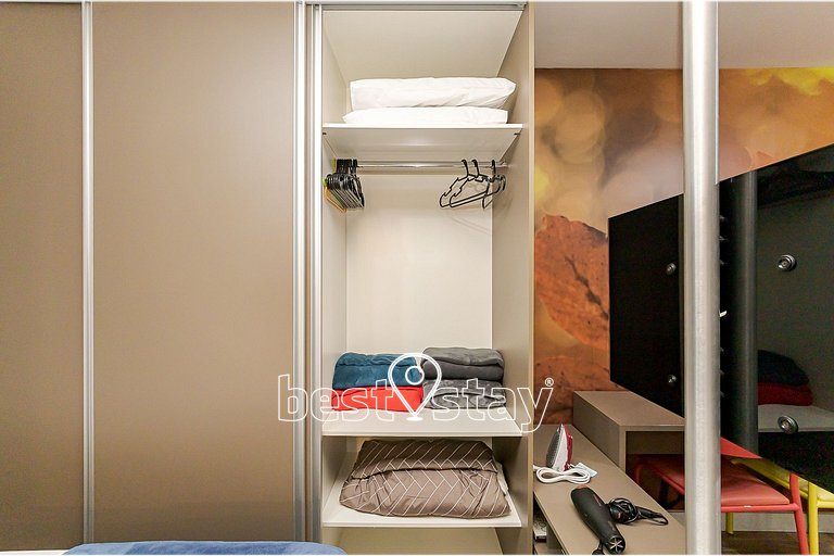 i073A - Charmosinho curitibano, melhor condomínio