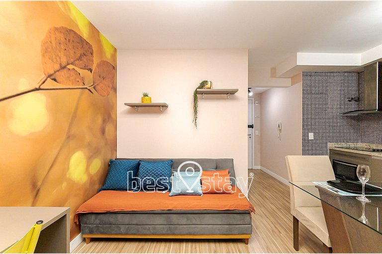 i073A- Charmosinho curitibano, em condomínio Clube