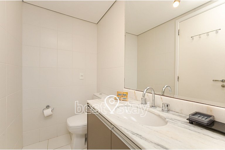 i073A- Charmosinho curitibano, em condomínio Clube