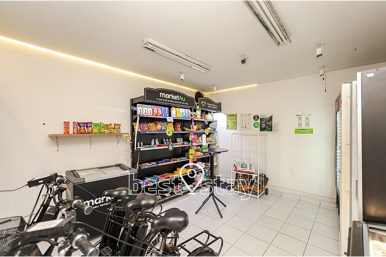 i203A - Condomínio Clube, garagem, vista da cidade