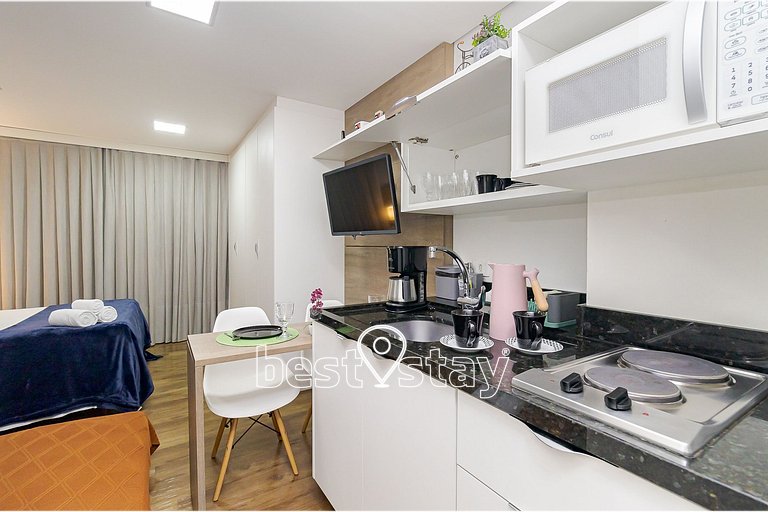 sa810 - Ar condicionado, varanda e vaga de garagem